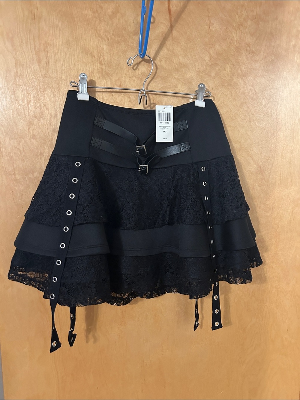 Hot Topic Black Lace Layered Buckle Mini Skirt Medium NWT